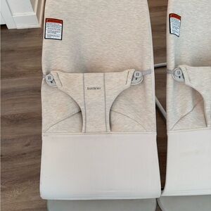 BabyBjörn Bouncer in Light Gray